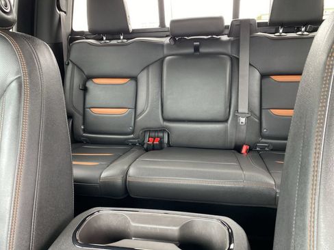 Used 2025 GMC Sierra 1500 AT4 w/ AT4 Premium Package AWD/4WD image 26