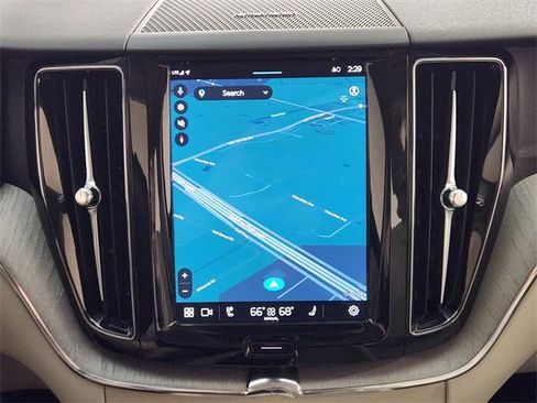 Used 2025 Volvo XC60 T8 Plus w/ Protection Package Premier image 17