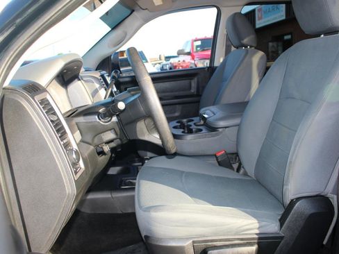 Used 2017 RAM 2500 Tradesman w/ Chrome Appearance Group image 10