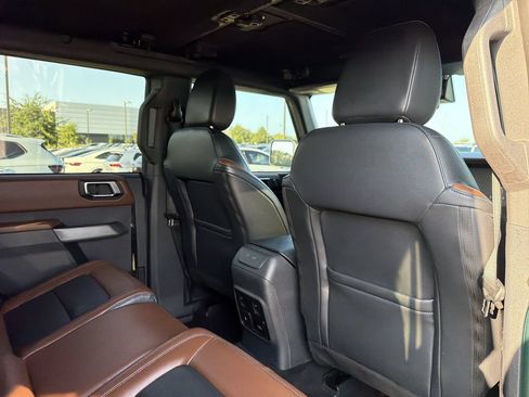 Used 2022 Ford Bronco Outer Banks AWD/4WD image 16