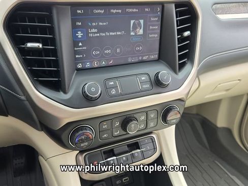 Used 2021 GMC Acadia Denali w/ Denali Technology Package image 24