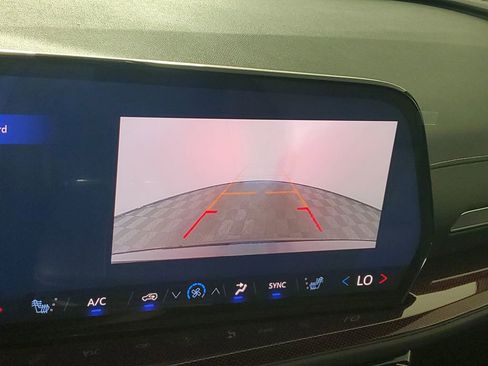 New 2026 Chevrolet Traverse Z71 image 23