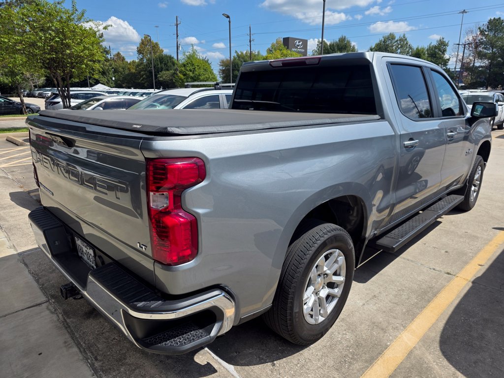 Used 2024 Chevrolet Silverado 1500 LT RWD image 3