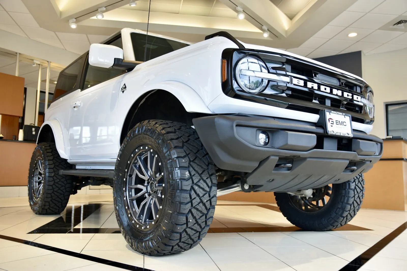 Used 2023 Ford Bronco Outer Banks AWD/4WD image 9