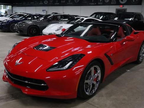 Used 2014 Chevrolet Corvette Stingray Coupe w/ 2LT Preferred Equipment Group RWD image 2