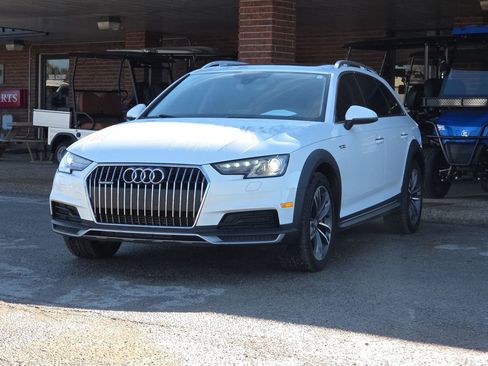 Used 2017 Audi A4 2.0T allroad Premium w/ Convenience Package image 3