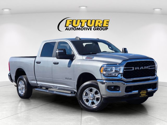 Used 2024 RAM 2500 Big Horn AWD/4WD image 1