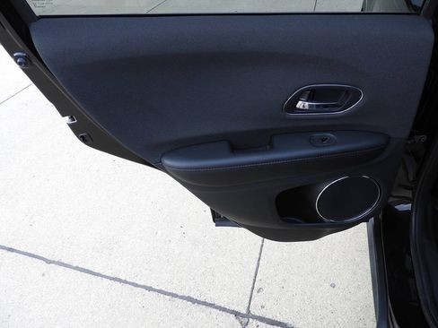 Used 2022 Honda HR-V EX image 23