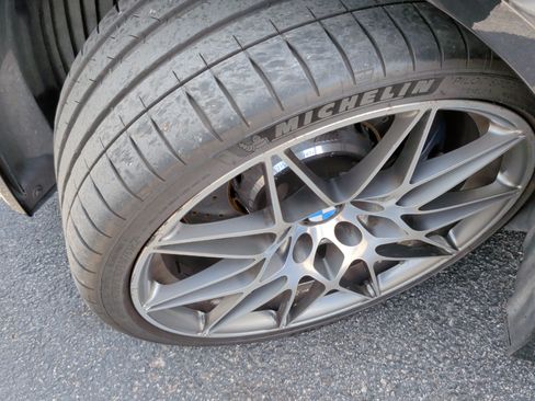 Used 2018 BMW M4 Coupe w/ Competition Package RWD image 14