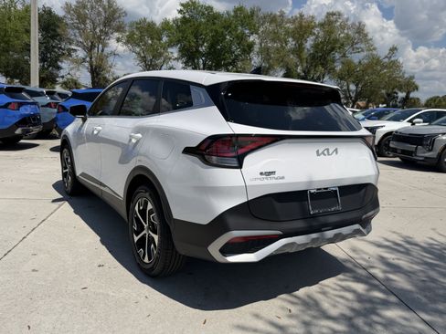 Certified 2023 Kia Sportage EX image 5