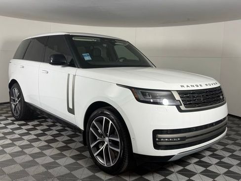 New 2025 Land Rover Range Rover SE image 10