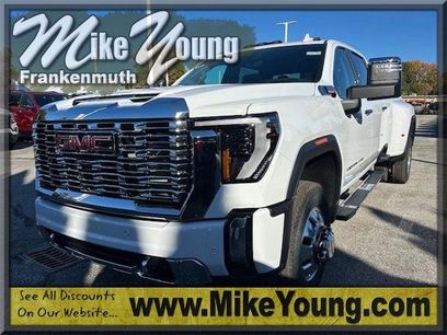 New 2026 GMC Sierra 3500 Denali w/ Denali Reserve Package