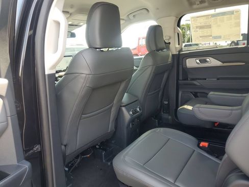 New 2026 Ford Explorer Active w/ Active Comfort Package AWD/4WD image 29