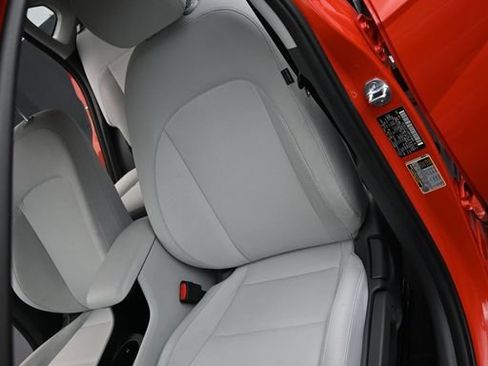 Certified 2026 Hyundai Kona SE FWD image 14