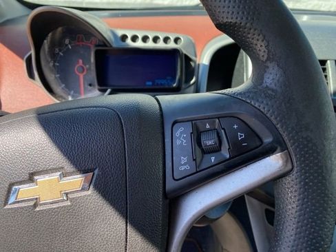 Used 2016 Chevrolet Sonic LT image 21