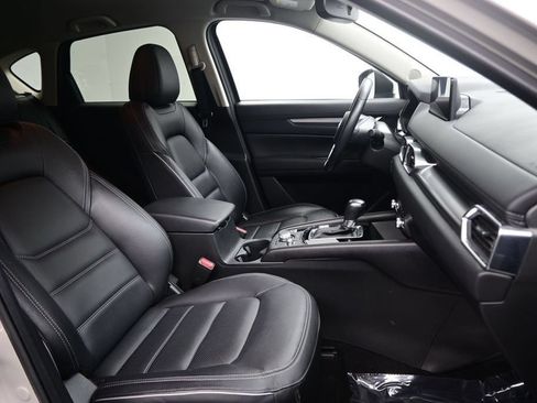 Used 2025 MAZDA CX-5 AWD 2.5 S w/ Preferred Package image 13