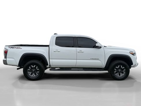 Used 2022 Toyota Tacoma TRD Off-Road image 6