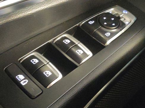 Used 2022 Kia Telluride SX w/ Nightfall Edition Package AWD/4WD image 27