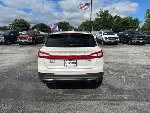 Used 2016 Lincoln MKX Reserve w/ Luxury Package AWD/4WD image 6