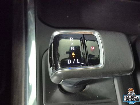 Used 2022 Chevrolet Silverado 1500 LTZ w/ LTZ Convenience Package II AWD/4WD image 19