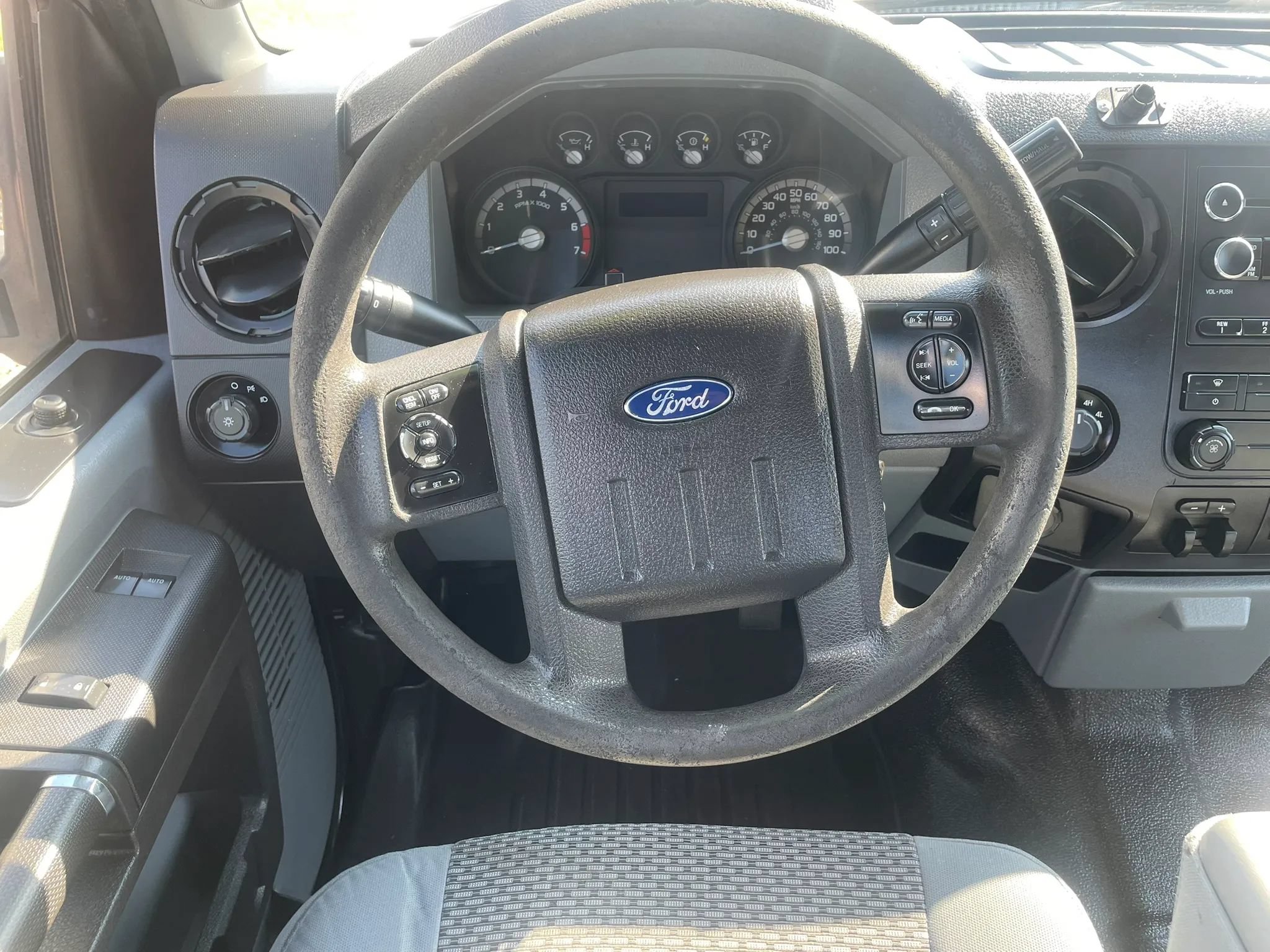 Used 2016 Ford F250 XL w/ Power Equipment Group AWD/4WD image 11