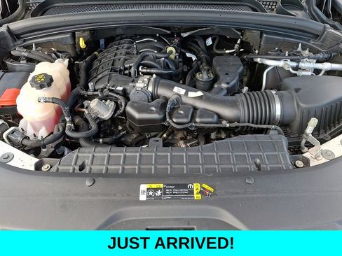 Used 2023 Jeep Grand Cherokee L Laredo image 28