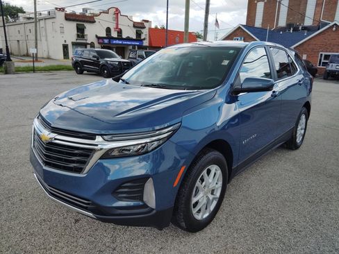 Used 2024 Chevrolet Equinox LT AWD/4WD image 3