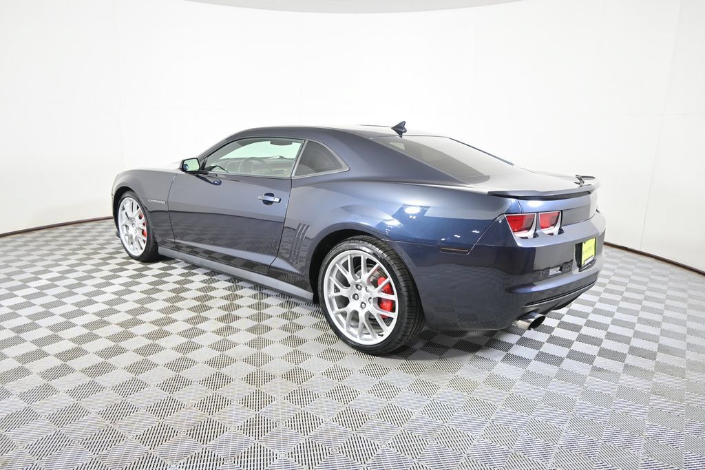 Used 2013 Chevrolet Camaro LT w/ Dusk Special Edition RWD image 4