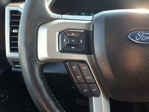 Used 2020 Ford F150 Lariat w/ Equipment Group 502A Luxury image 23