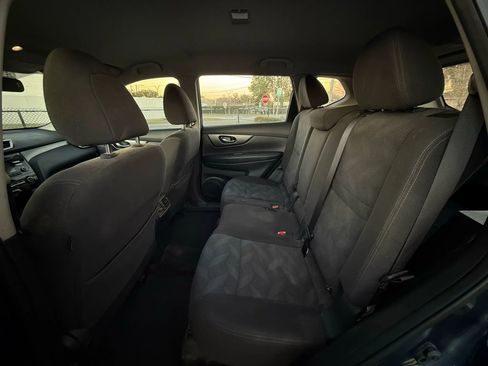 Used 2016 Nissan Rogue S AWD/4WD image 11