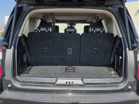 Certified 2020 Ford Expedition Platinum image 32