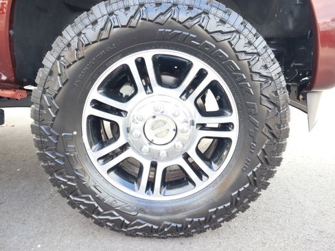 Used 2016 Ford F250 Platinum w/ FX4 Off-Road Package image 19