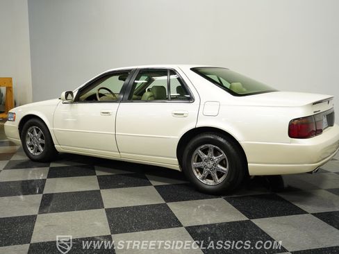 Used 1998 Cadillac Seville STS w/ Heated Seats Pkg image 8