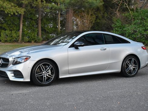 Used 2019 Mercedes-Benz E 450 Coupe image 2