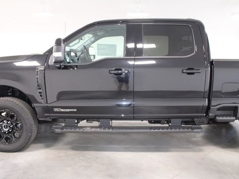 New 2025 Ford F250 Lariat w/ Lariat Ultimate Package image 5