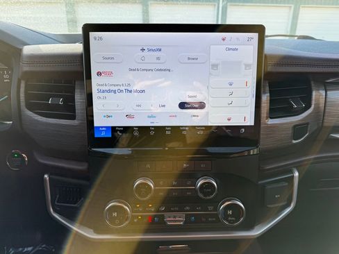 Used 2024 Ford Expedition Max Limited image 32