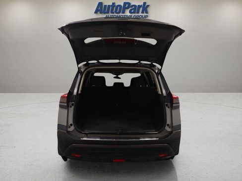 Used 2021 Nissan Rogue S FWD image 18