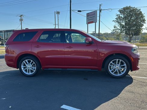 Used 2022 Dodge Durango R/T w/ Trailer Tow Group IV image 9