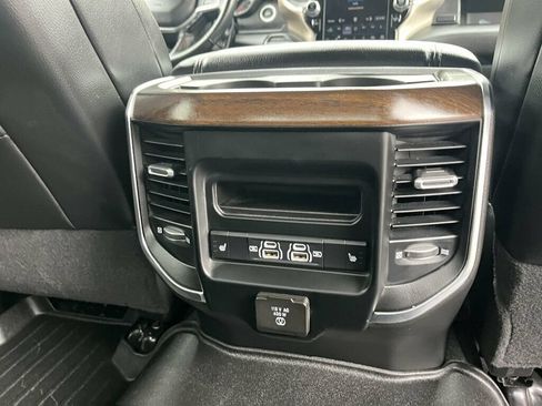 Used 2023 RAM 2500 Laramie AWD/4WD image 40