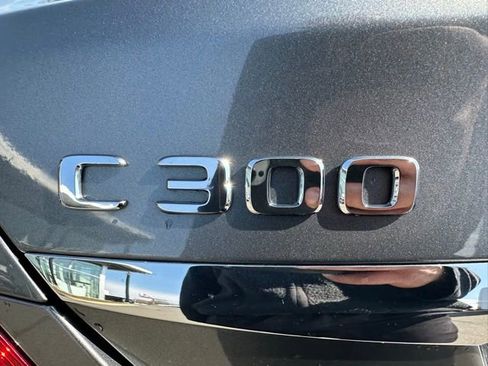 Used 2018 Mercedes-Benz C 300 4MATIC Sedan image 10