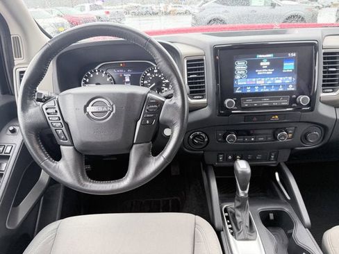 Certified 2022 Nissan Frontier SV image 14