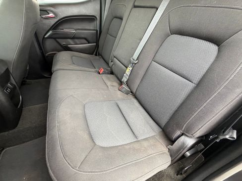 Used 2016 Chevrolet Colorado LT w/ LT Convenience Package image 12