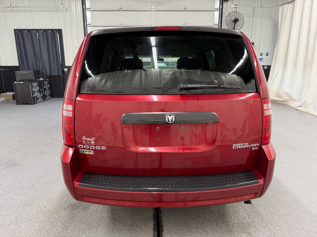 Used 2010 Dodge Grand Caravan SE FWD image 5