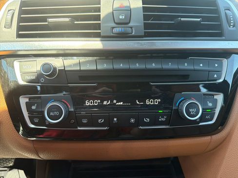 Used 2018 BMW 340i xDrive Sedan AWD/4WD image 25