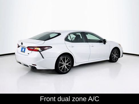 Used 2024 Toyota Camry SE w/ Convenience Package FWD image 7