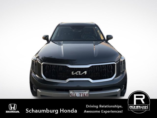Used 2023 Kia Telluride EX w/ EX Captain's Chair Package AWD/4WD image 2