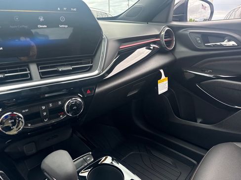 New 2026 Chevrolet Trax RS w/ Driver Confidence Package image 22