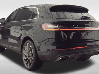 Used 2022 Lincoln Nautilus Reserve w/ Equipment Group 202A video 2