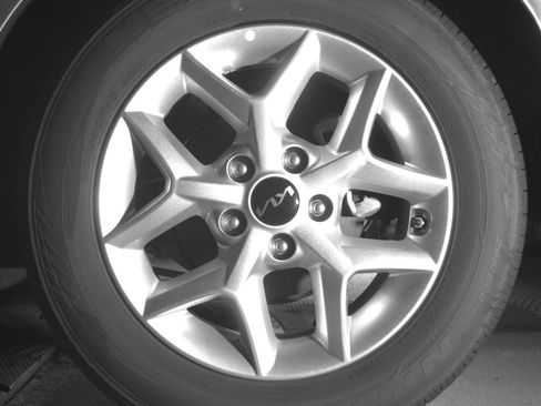 Used 2025 Kia Soul LX w/ LX Technology Package FWD image 14