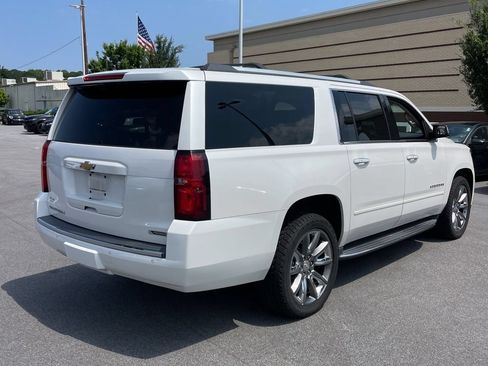 Used 2018 Chevrolet Suburban Premier AWD/4WD image 5